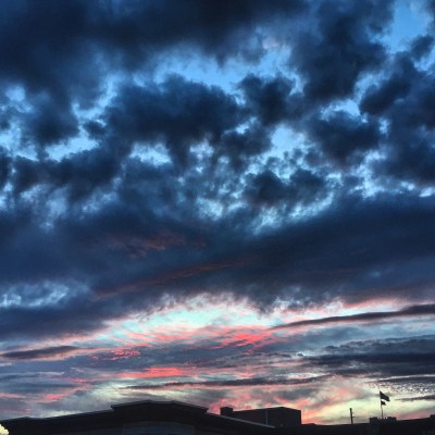 I think a sunset shot of the American flag atop the Landmark Center in my Boston neighborhood of Fenway where I saw the movie makes for a pretty good featured pic in this review and the first T-pisode of 2017!